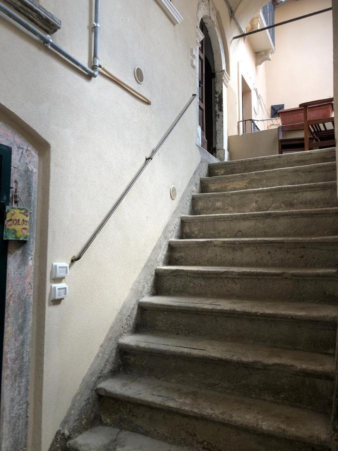 Il Minotauro B&B A 5 Minuti Da Popoli Vittorito Exterior foto
